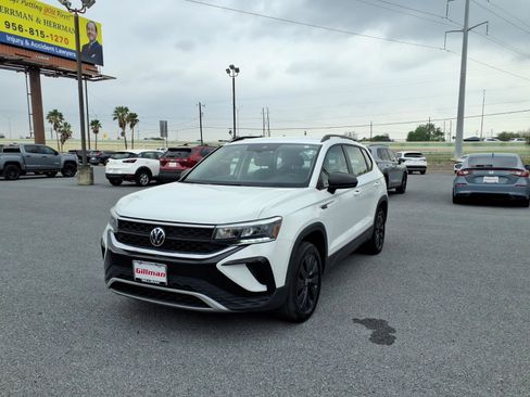 Used 2022 Volkswagen Taos S w/ IQ Drive S Package FWD image 4