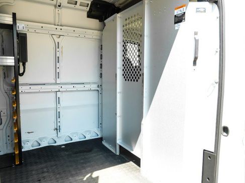 Used 2023 RAM ProMaster 2500 FWD image 32