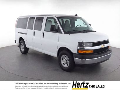 Used 2025 Chevrolet Express 3500 LT w/ LT Preferred Equipment Group
