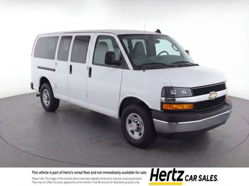 Used 2025 Chevrolet Express 3500 LT w/ LT Preferred Equipment Group RWD image 1