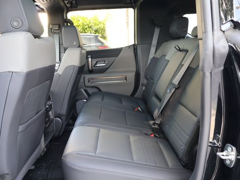 Used 2024 GMC Hummer EV 3X w/ Extreme Off-Road Package image 16