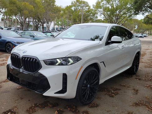 New 2026 BMW X6 xDrive40i image 2