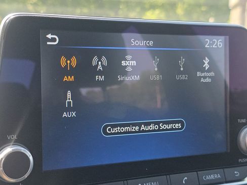 Used 2024 Nissan Sentra SV FWD image 26
