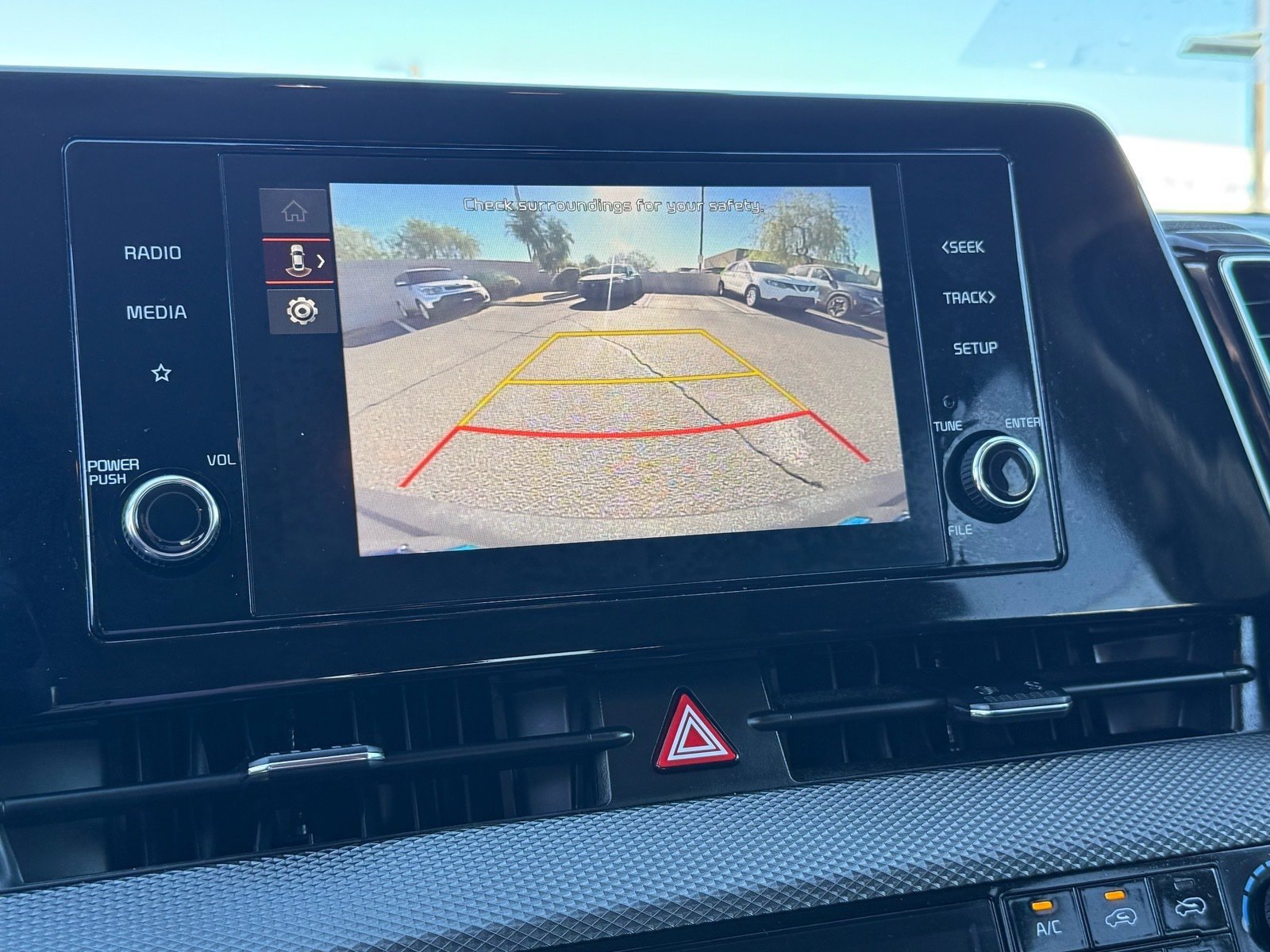 Used 2025 Kia Sportage LX FWD image 22