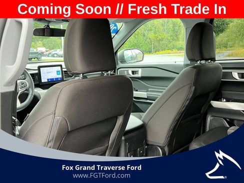 Certified 2023 Ford Explorer XLT w/ Class IV Trailer Tow Package AWD/4WD image 29