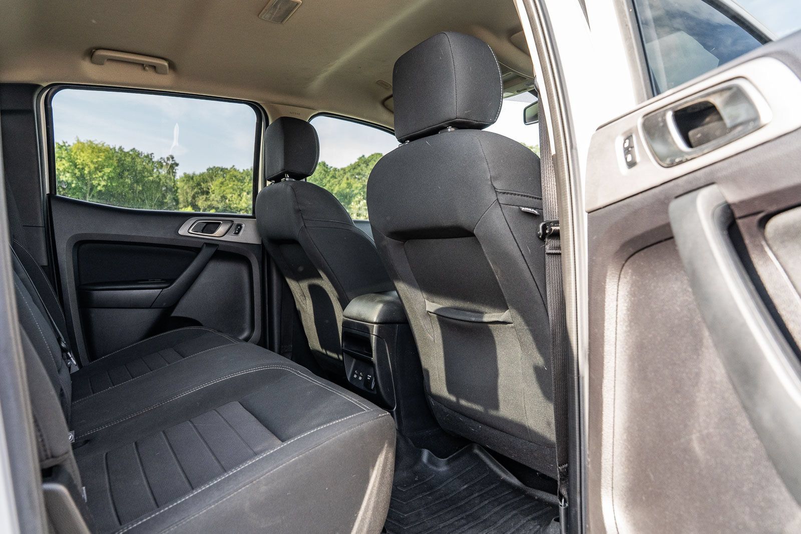 Used 2019 Ford Ranger XLT w/ Equipment Group 302A Luxury AWD/4WD image 13