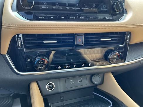 Used 2023 Nissan Rogue Platinum image 22