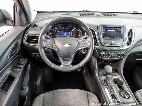 Used 2024 Chevrolet Equinox LT FWD image 12