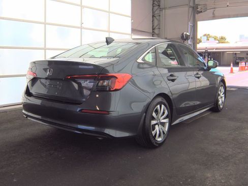 Used 2023 Honda Civic LX image 2