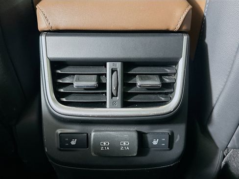 Used 2020 Subaru Outback Touring image 29