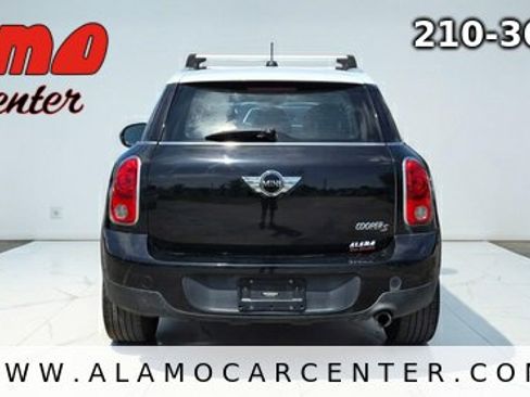 Used 2013 MINI Cooper Countryman w/ Cold Weather Pkg FWD image 4