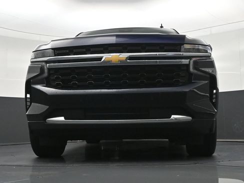 Used 2024 Chevrolet Suburban LS RWD image 31