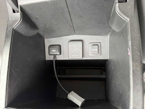 Used 2015 Honda CR-V LX image 28