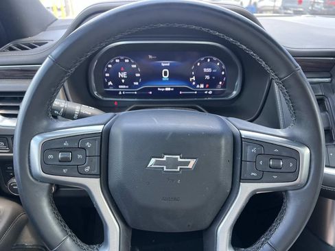 Used 2023 Chevrolet Tahoe Z71 w/ Luxury Package AWD/4WD image 19