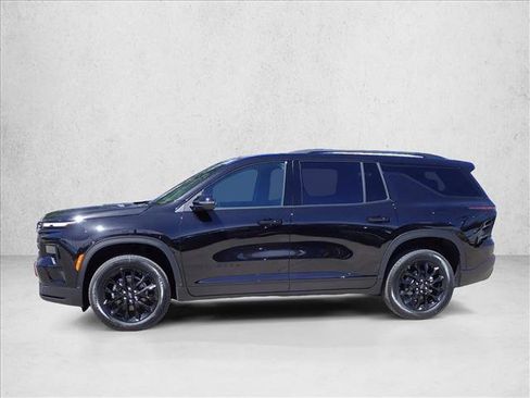 New 2026 Chevrolet Traverse LT w/ Midnight/Sport Edition AWD/4WD image 2