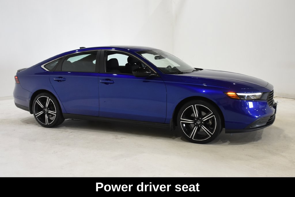Used 2024 Honda Accord Sport image 3