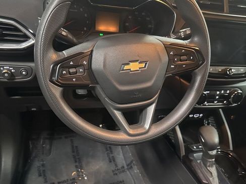 Used 2023 Chevrolet TrailBlazer LT w/ Convenience Package image 10