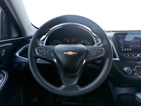 Used 2023 Chevrolet Malibu LS w/ Driver Confidence Package FWD image 14