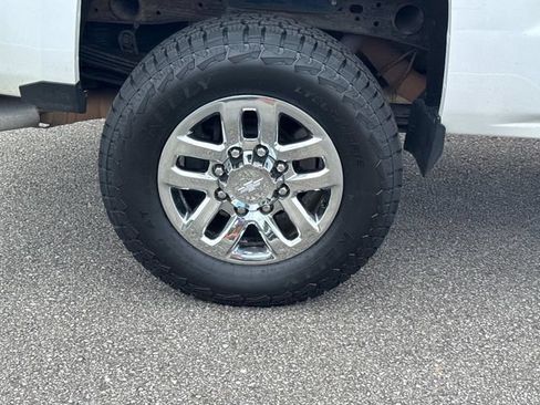 Used 2016 Chevrolet Silverado 2500 LTZ w/ Duramax Plus Package AWD/4WD image 11