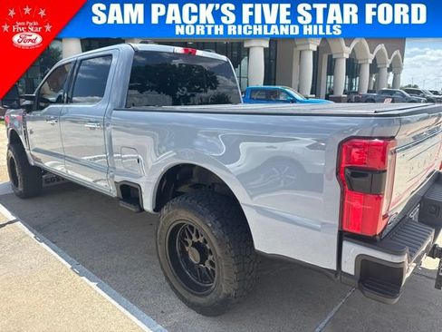 Used 2024 Ford F250 Platinum AWD/4WD image 7