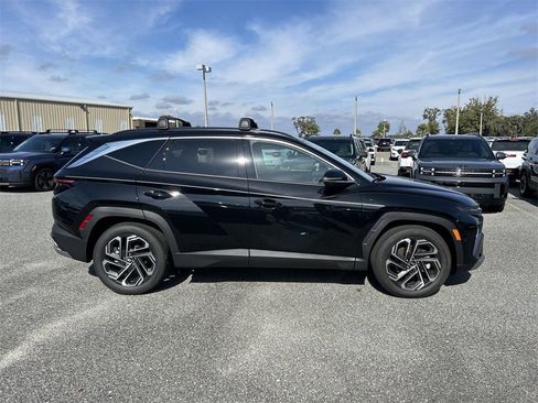 New 2026 Hyundai Tucson Limited image 9