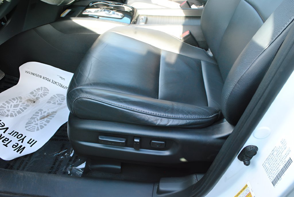 Certified 2022 Honda Pilot Touring image 17