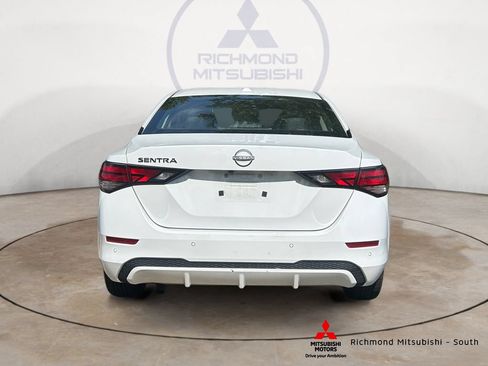 Used 2025 Nissan Sentra SV FWD image 4