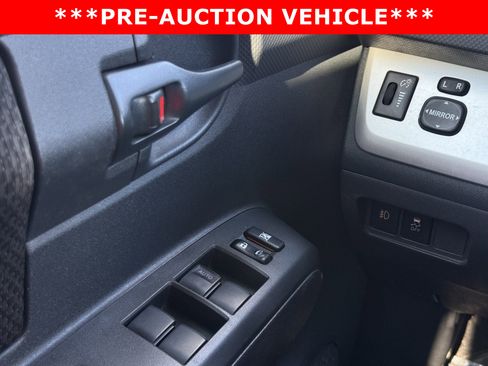 Used 2010 Scion xB image 22