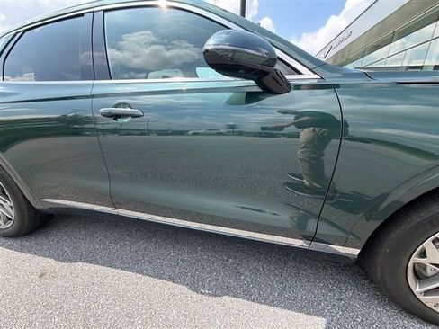 Used 2024 Genesis GV70 2.5T w/ Select Package AWD/4WD image 4
