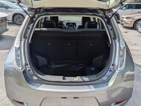 Used 2015 Nissan Leaf SL w/ Premium Package FWD image 14