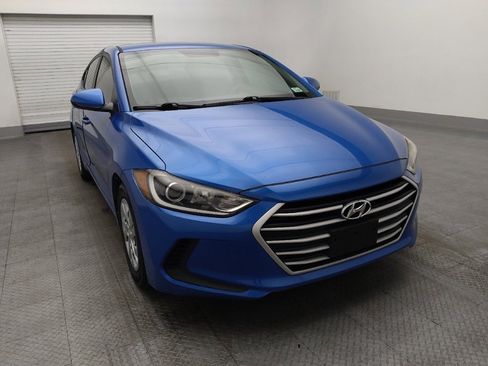 Used 2017 Hyundai Elantra SE w/ Cargo Package image 14