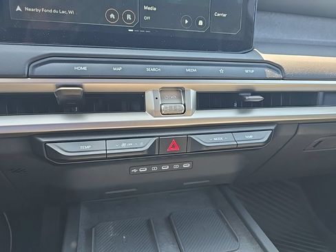 Used 2027 Kia Telluride S AWD/4WD image 24