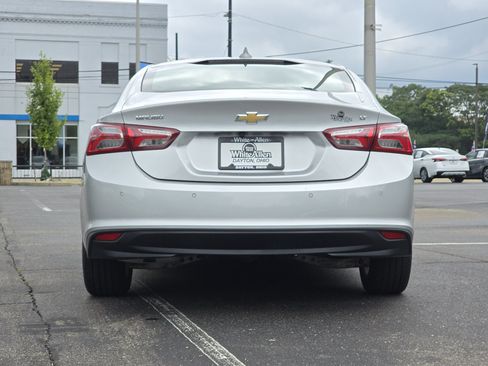 Used 2022 Chevrolet Malibu LT FWD image 19