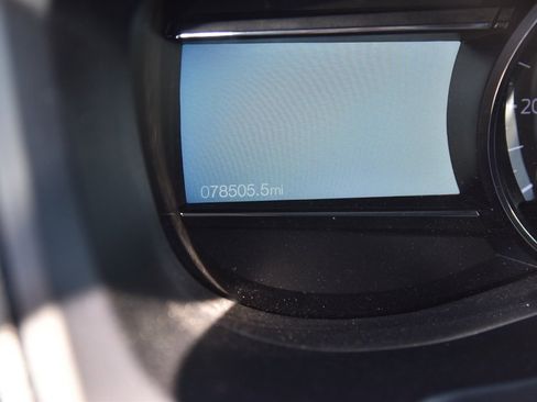 Used 2019 Ford Explorer Limited w/ Class III Trailer Tow Package image 8