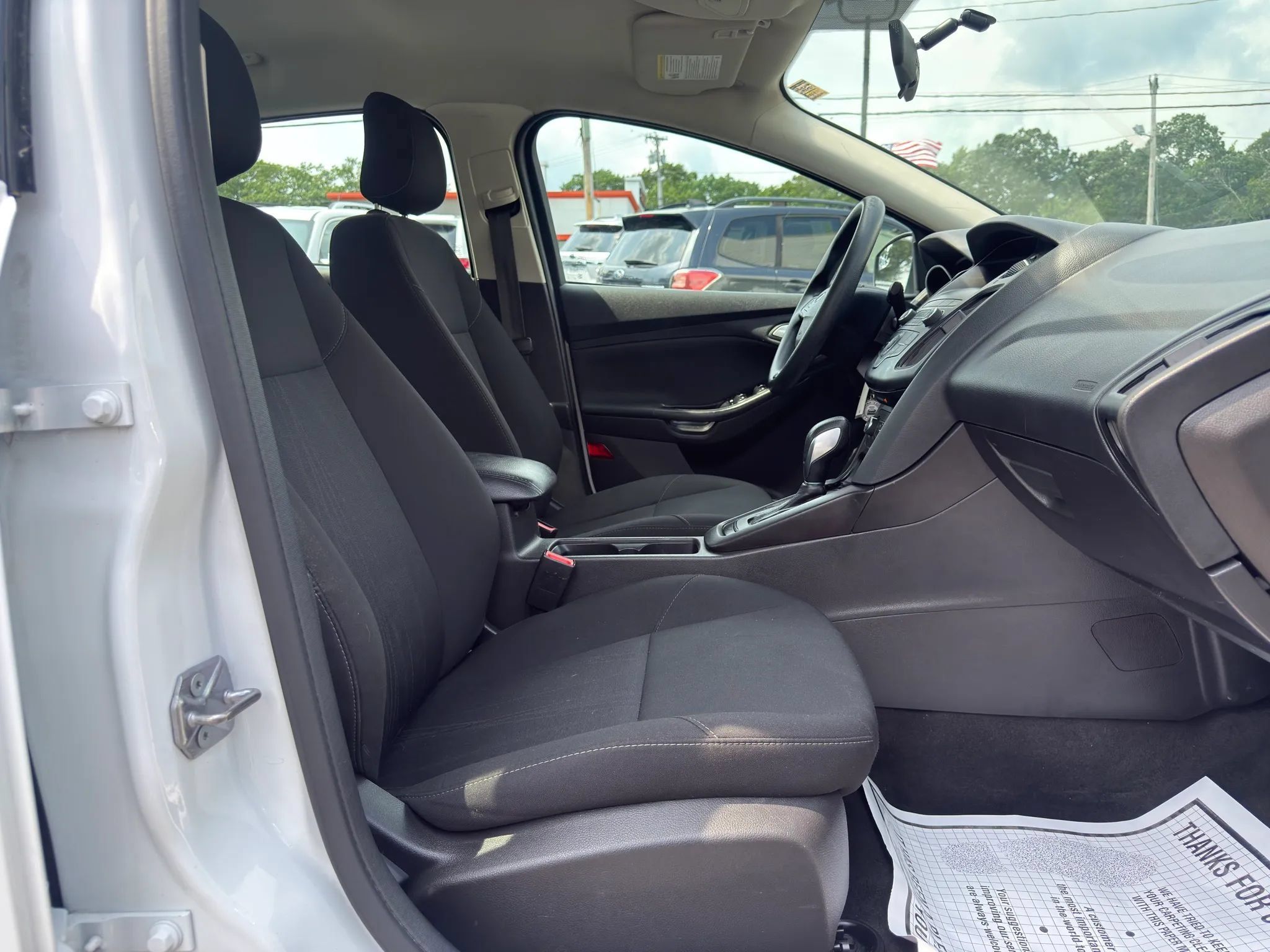 Used 2018 Ford Focus SE FWD image 22