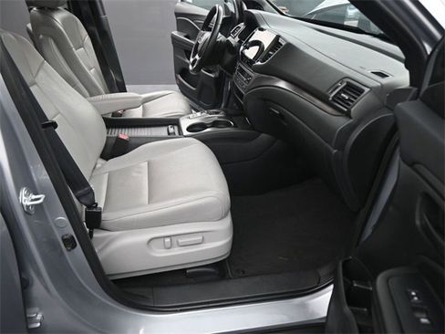 Used 2023 Honda Passport EX-L image 12