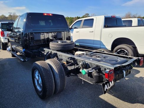 New 2026 RAM 3500 Tradesman w/ Chrome Appearance Group A image 19