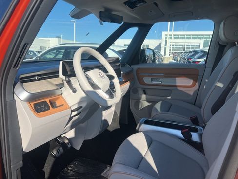 New 2025 Volkswagen ID. Buzz Pro S Plus image 10