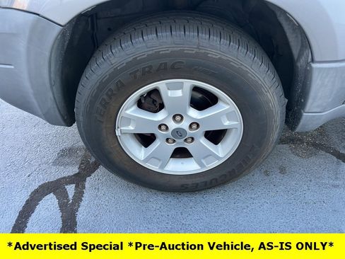 Used 2007 Ford Escape XLT image 18