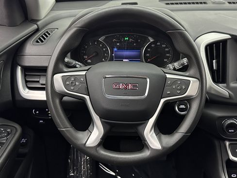 Used 2023 GMC Terrain SLE w/ Driver Convenience Package image 17