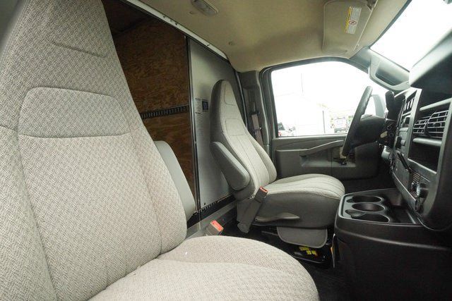 New 2026 GMC Savana 4500 w/ Power Convenience Package RWD image 29