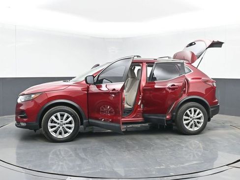 Used 2020 Nissan Rogue Sport SV w/ All-Weather Package AWD/4WD image 51