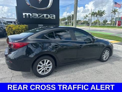 Used 2018 MAZDA MAZDA3 Sport w/ Preferred Equipment Package FWD image 4