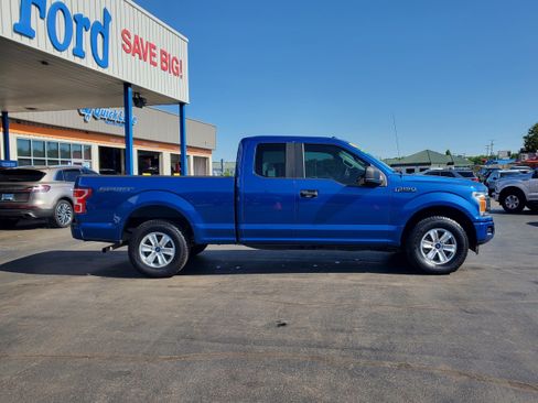 Used 2018 Ford F150 XL w/ Equipment Group 101A Mid RWD image 4
