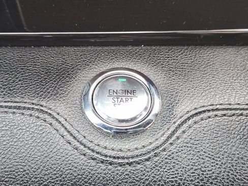Used 2020 Lincoln Navigator Reserve w/ Equipment Group 208A Reserve RWD image 17