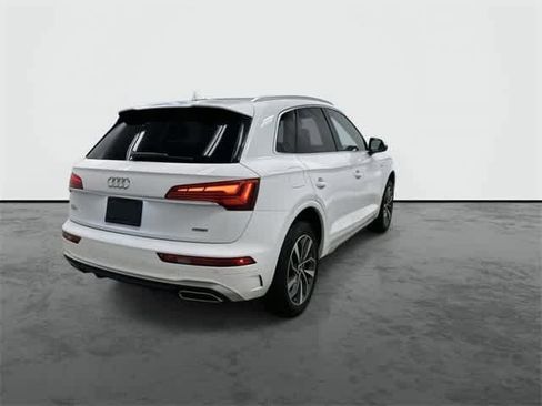 Used 2024 Audi Q5 2.0T Premium Plus image 3