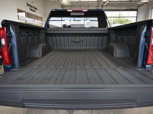 Used 2020 Chevrolet Silverado 1500 LT Trail Boss AWD/4WD image 8