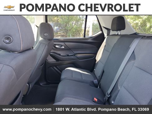 Used 2019 Chevrolet Traverse LS image 14