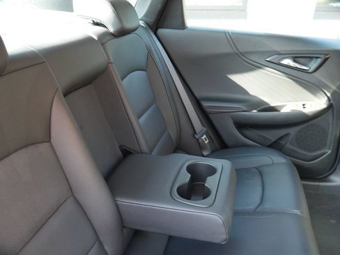 Used 2024 Chevrolet Malibu LT FWD image 12