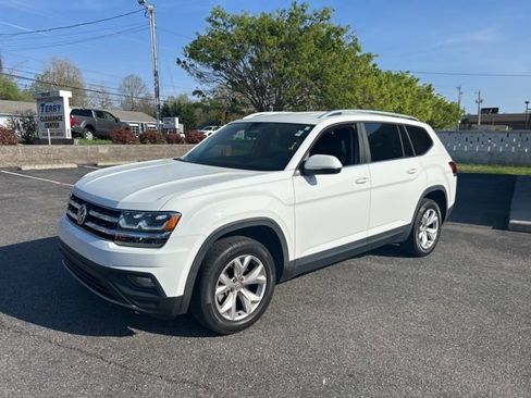 Used 2019 Volkswagen Atlas SE image 2